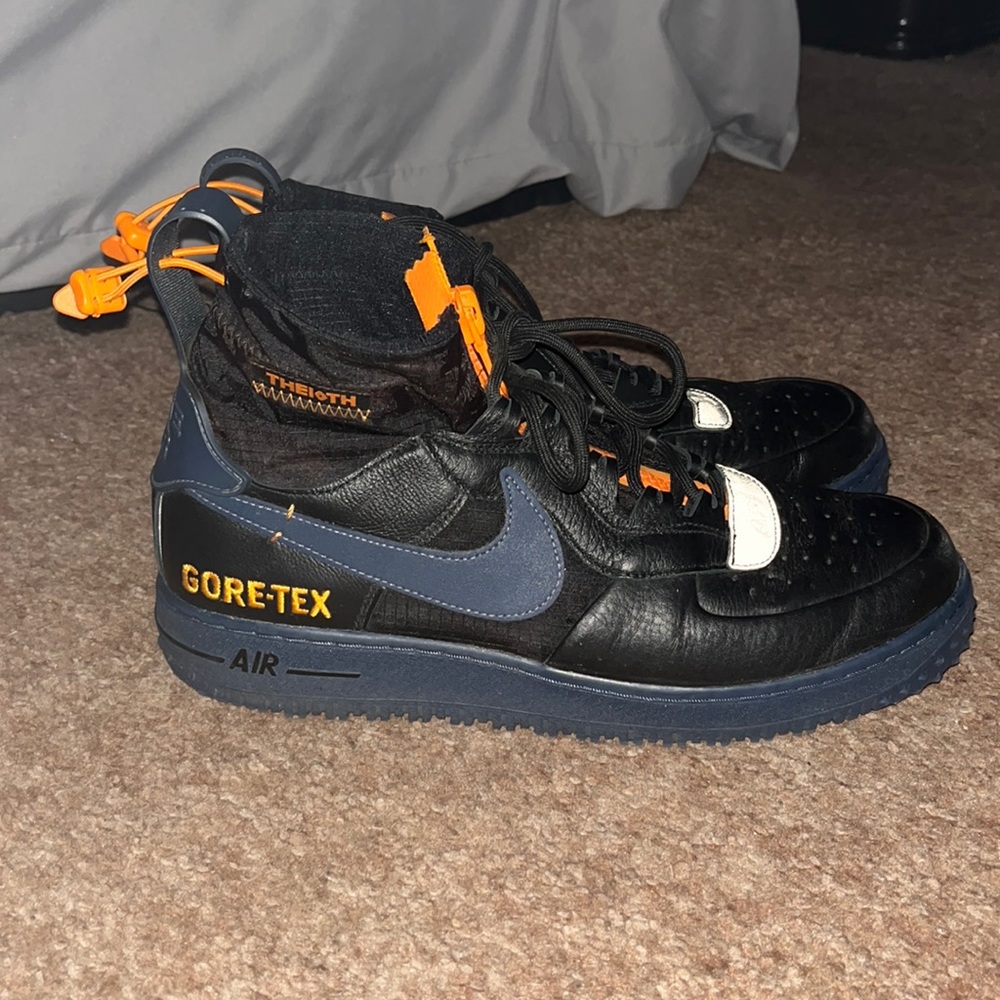 Nike Air Force 1 Gore-Tex sneakers